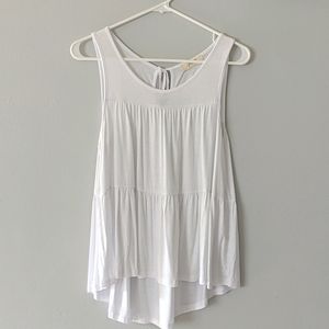 Woman's high low tank